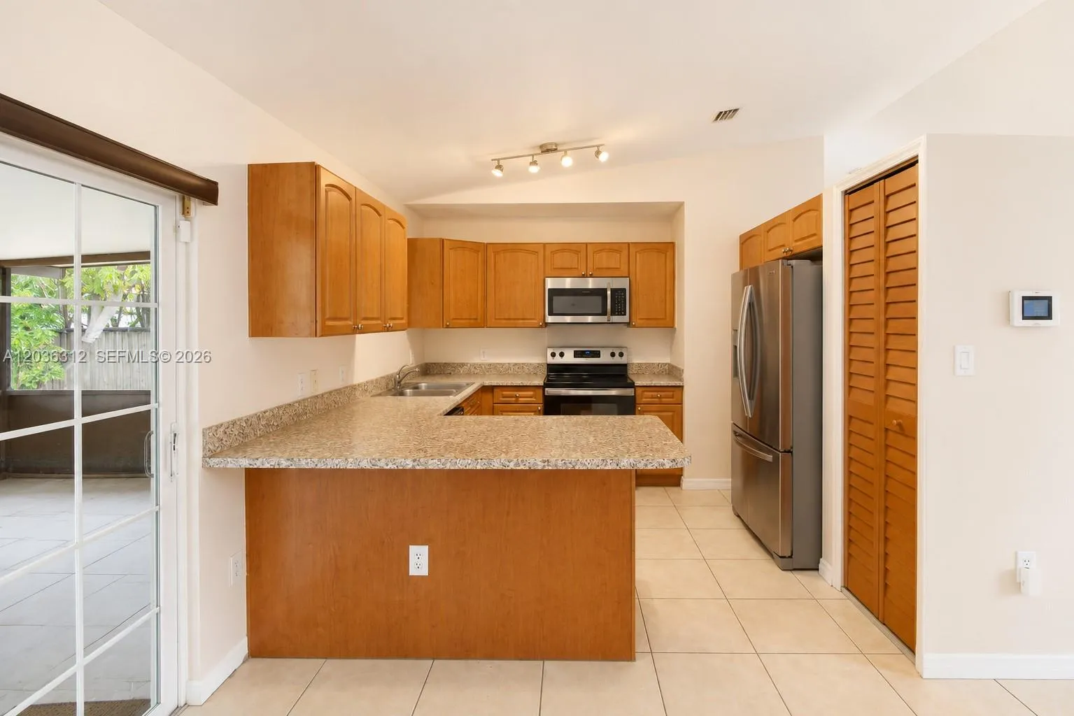 Property photo 22