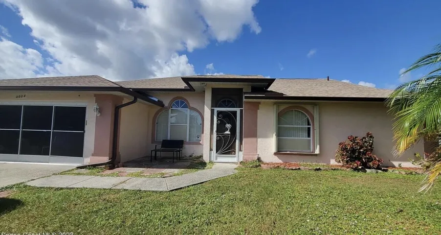 Suntan Exterior 2