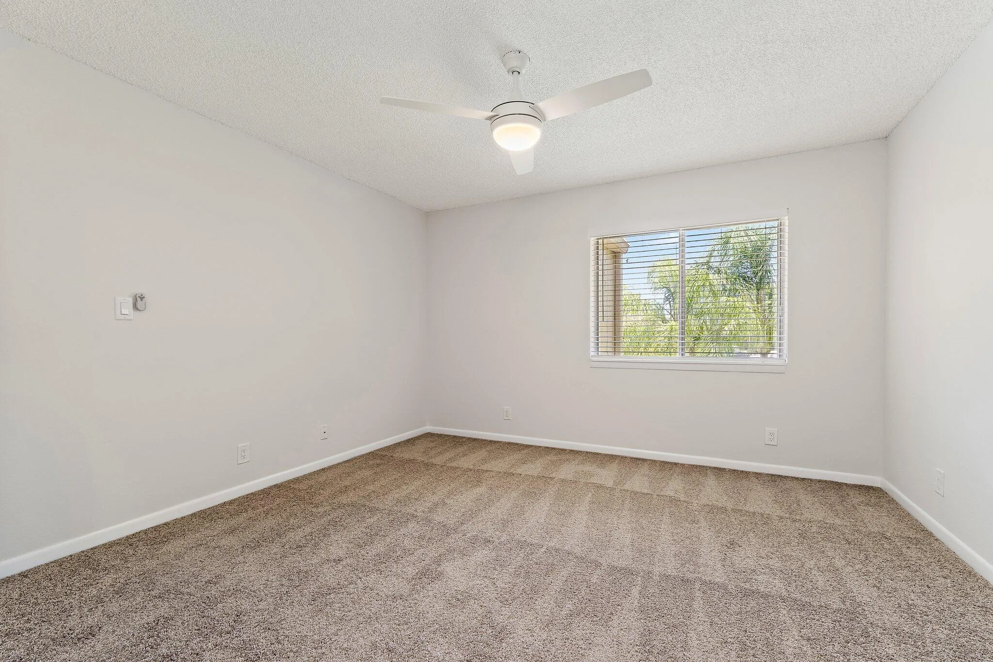 027-6531ChasewoodDrive-UnitH-Jupiter-FL-