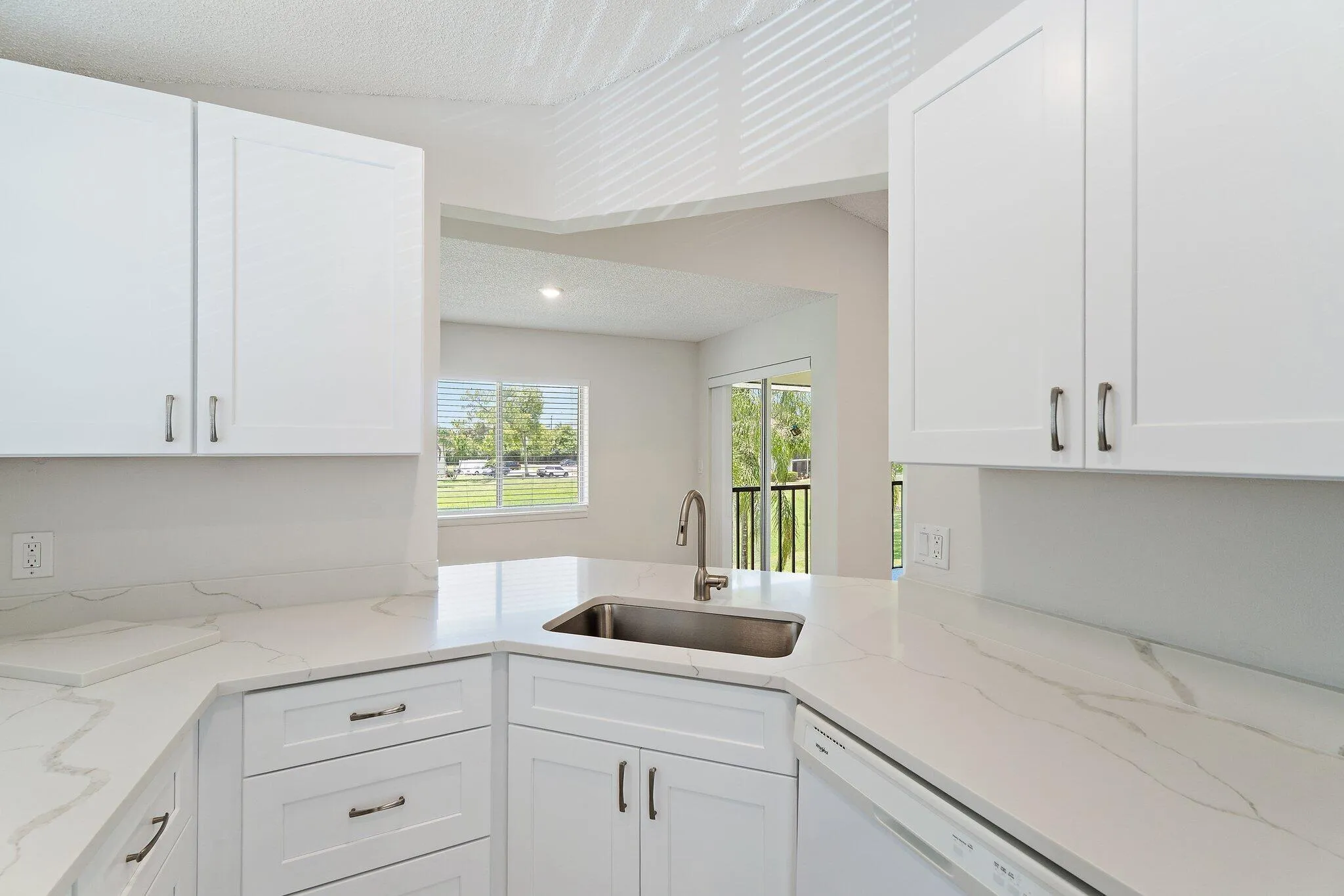 011-6531ChasewoodDrive-UnitH-Jupiter-FL-