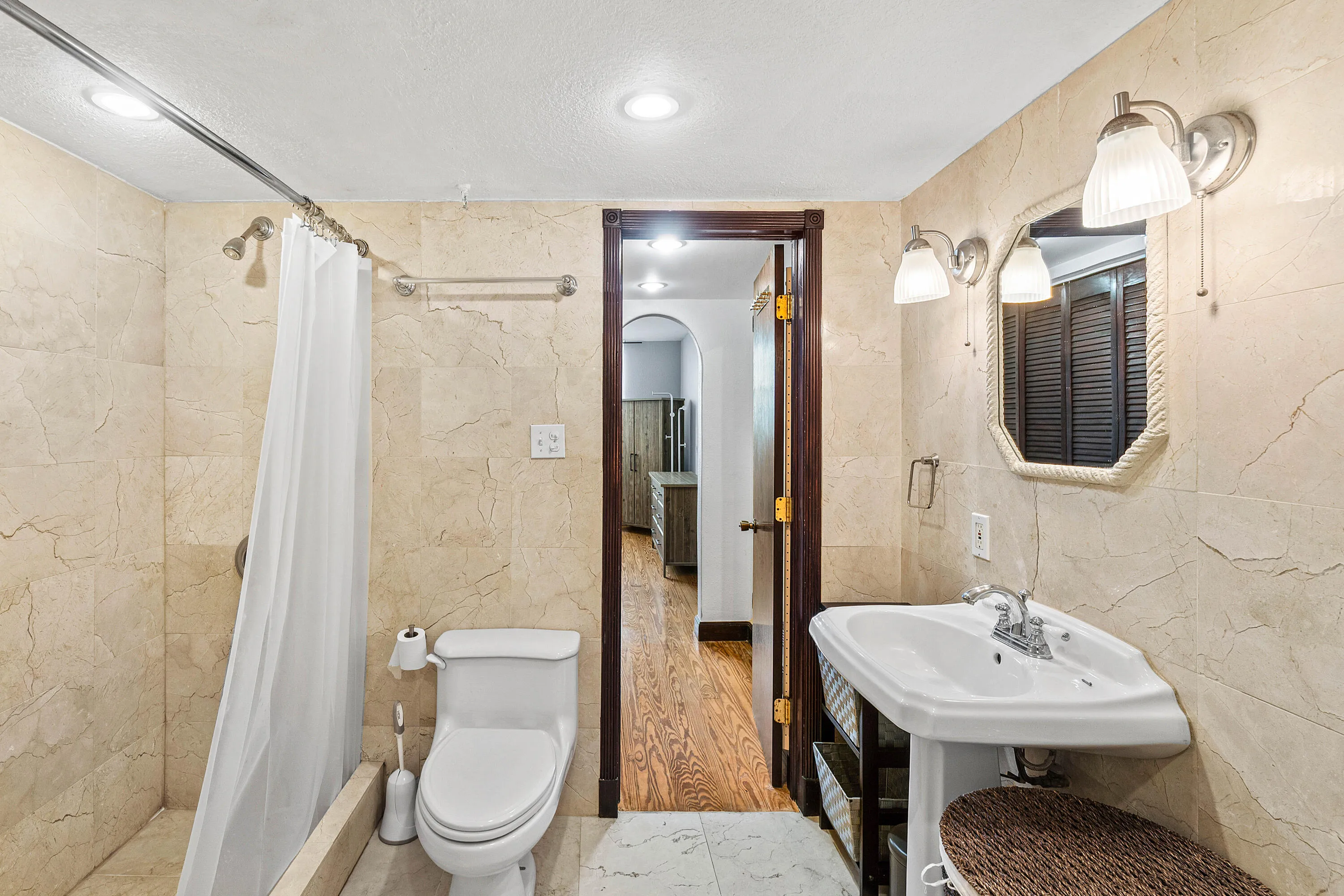 025-2400DeerCreekCountryClubBoulevard-60