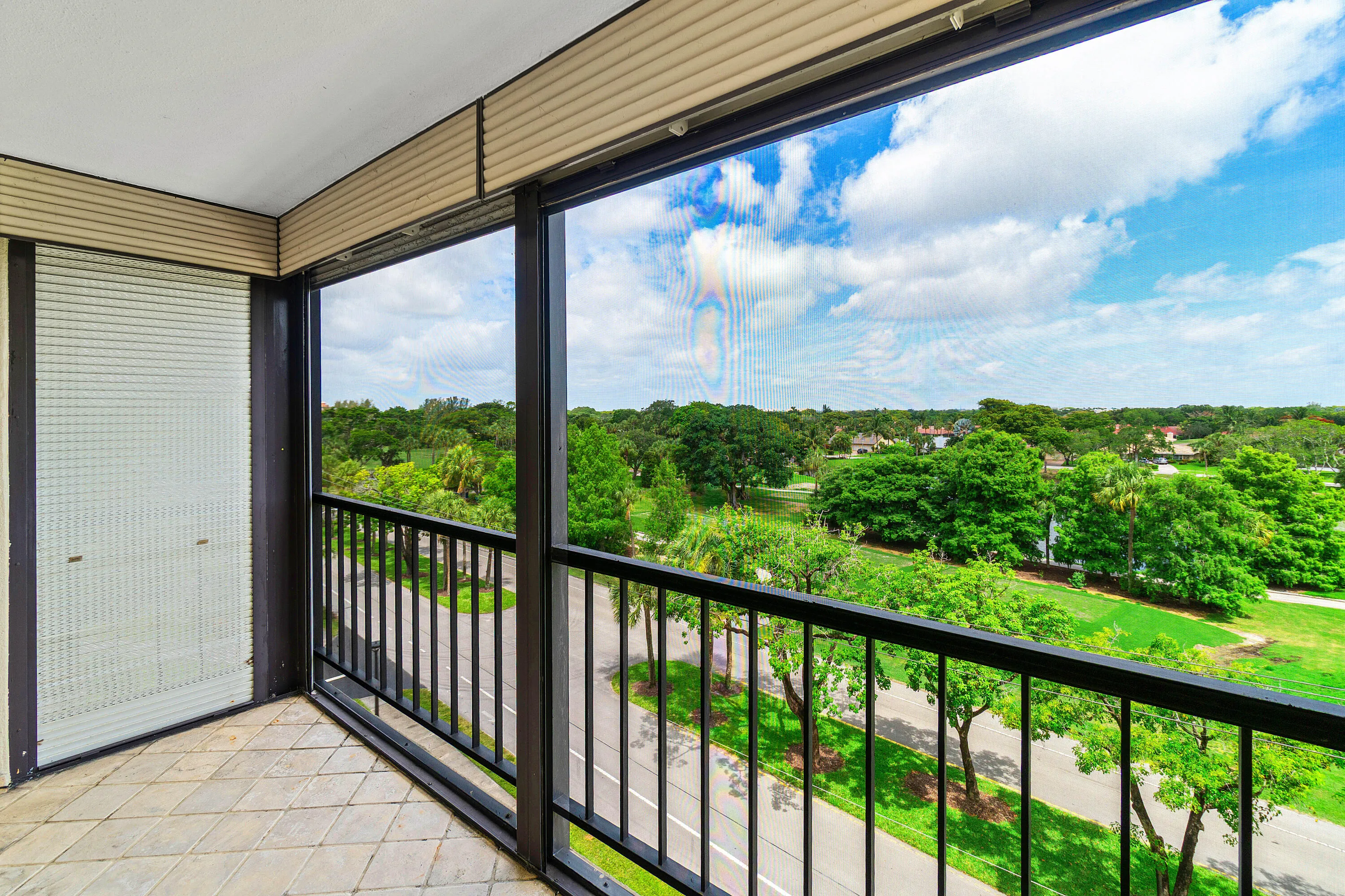 027-2400DeerCreekCountryClubBoulevard-60