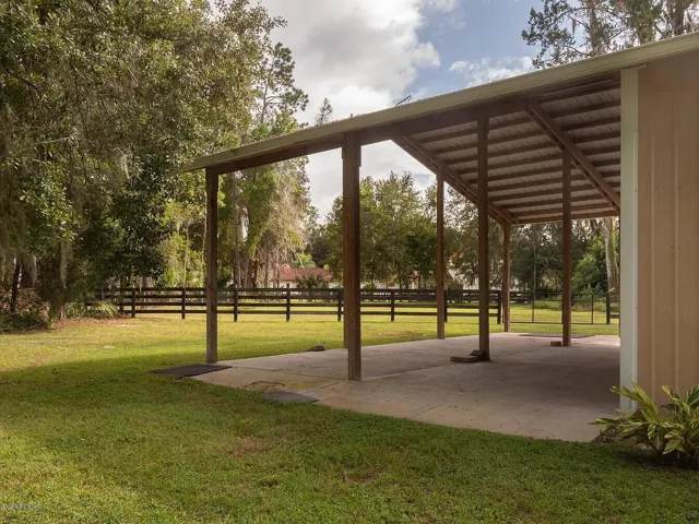 OCALA BARN BACK