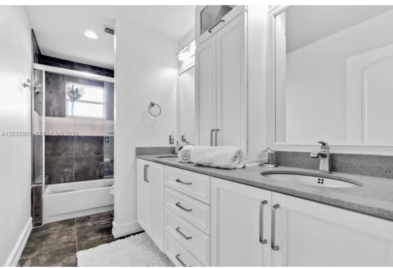 Property photo 72