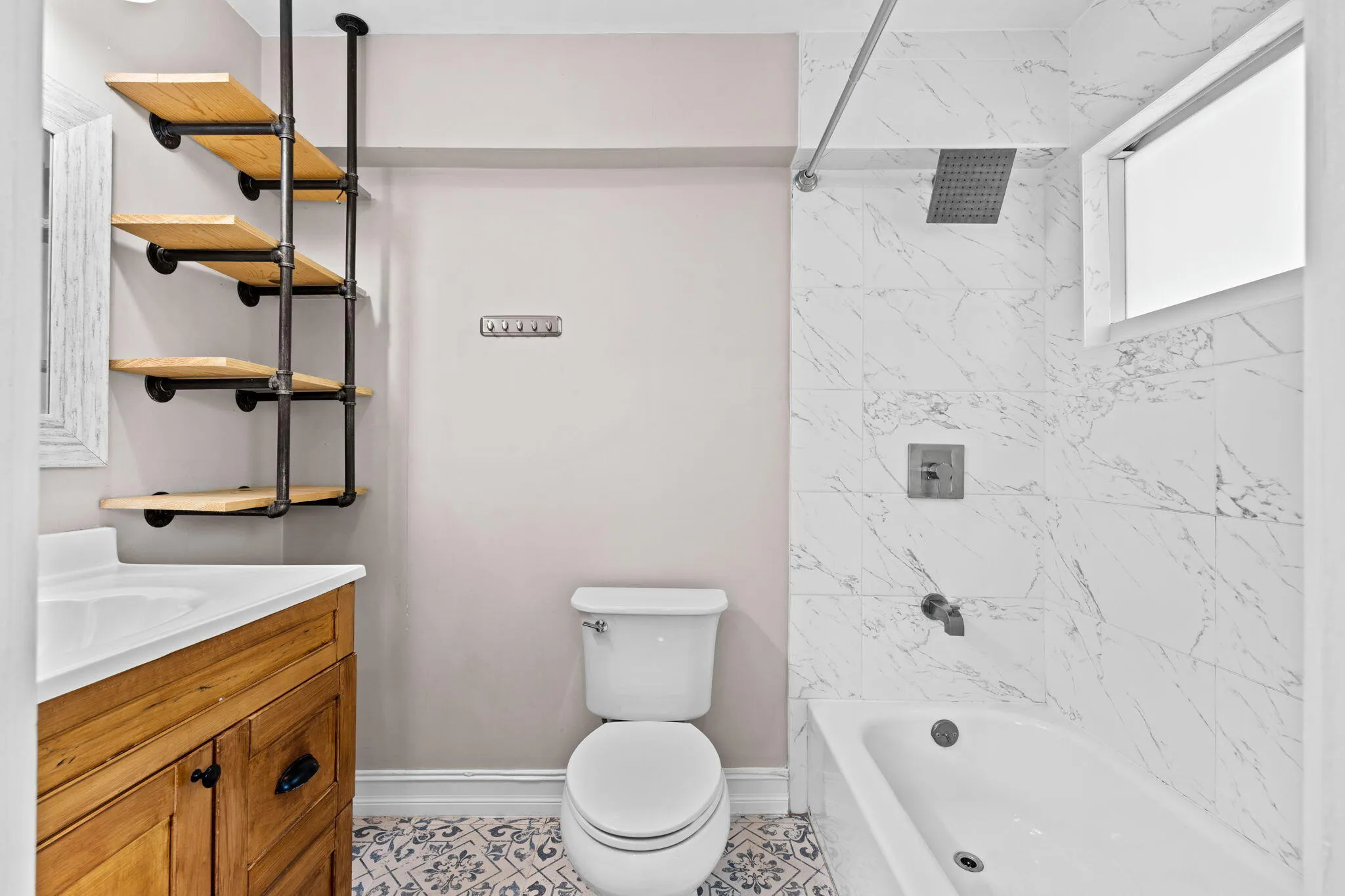 25-web-or-mls-A7407103