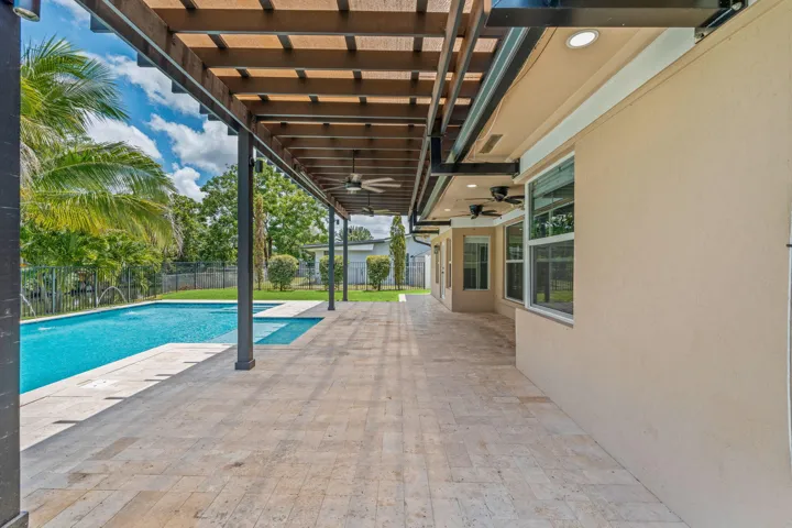 40-web-or-mls-A7407041