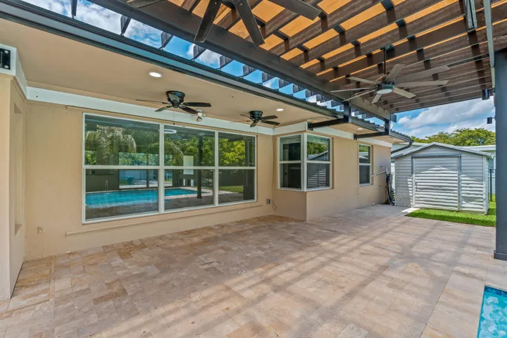 42-web-or-mls-A7407047