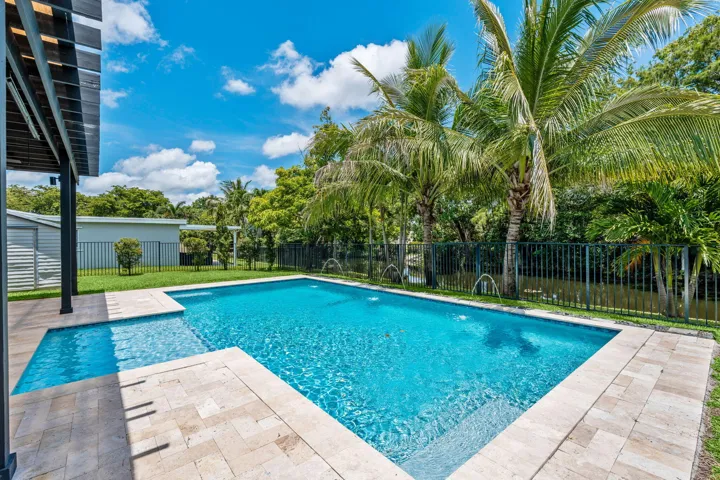 46-web-or-mls-A7407003