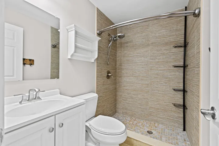 28-web-or-mls-A7407118