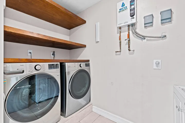 32-web-or-mls-A7407136