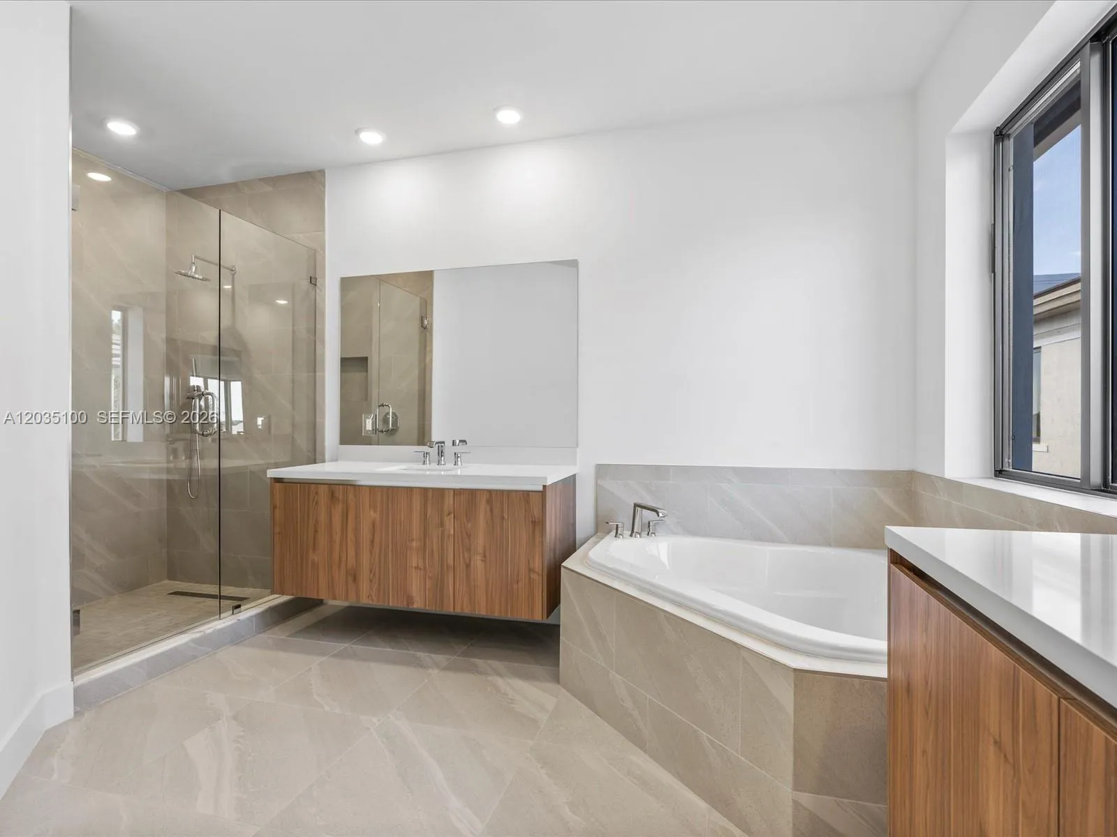 Property photo 81