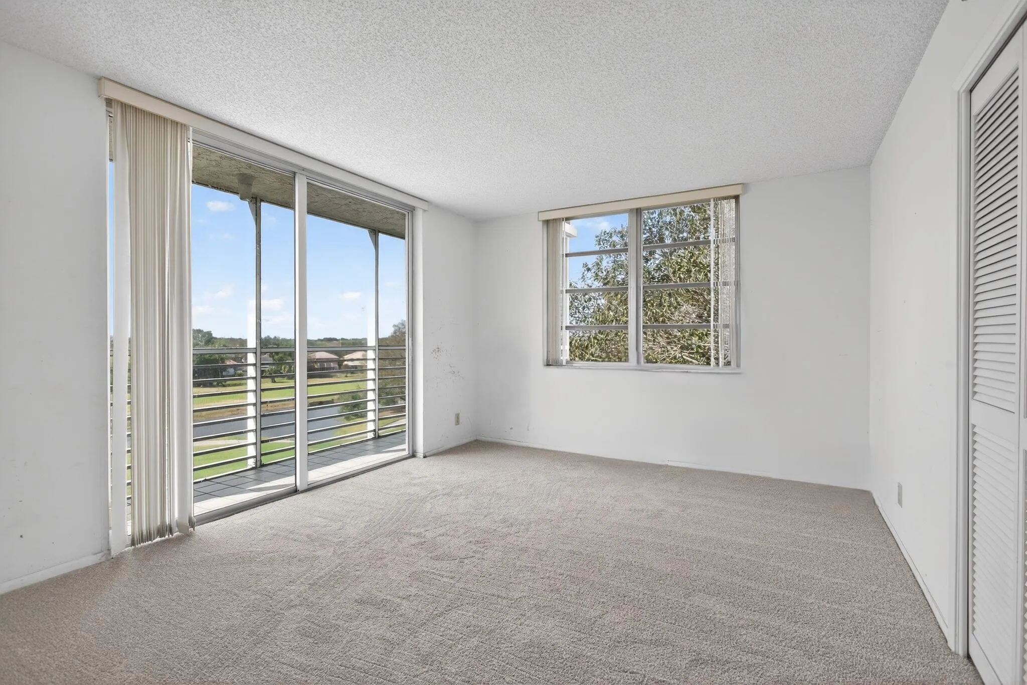 3rd Bed or Office/Den