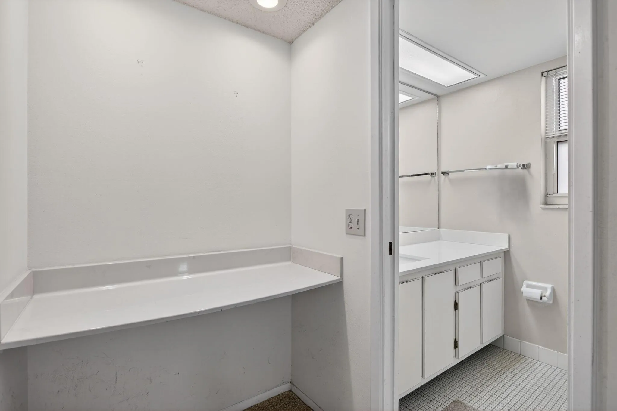 Primary Dressing & Bath