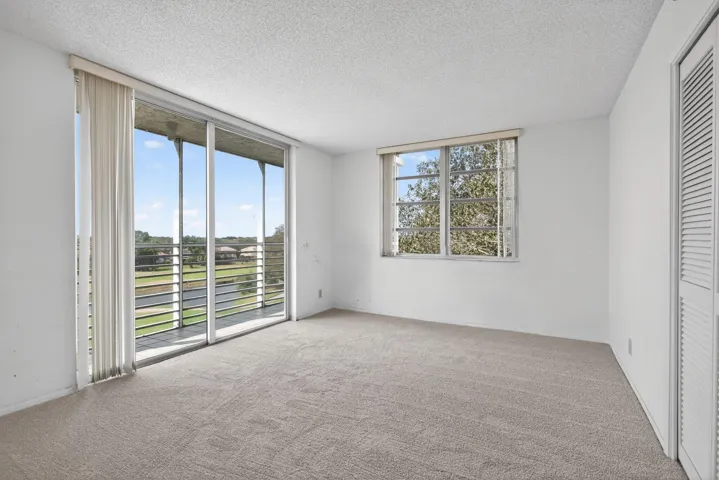 3rd Bed or Office/Den