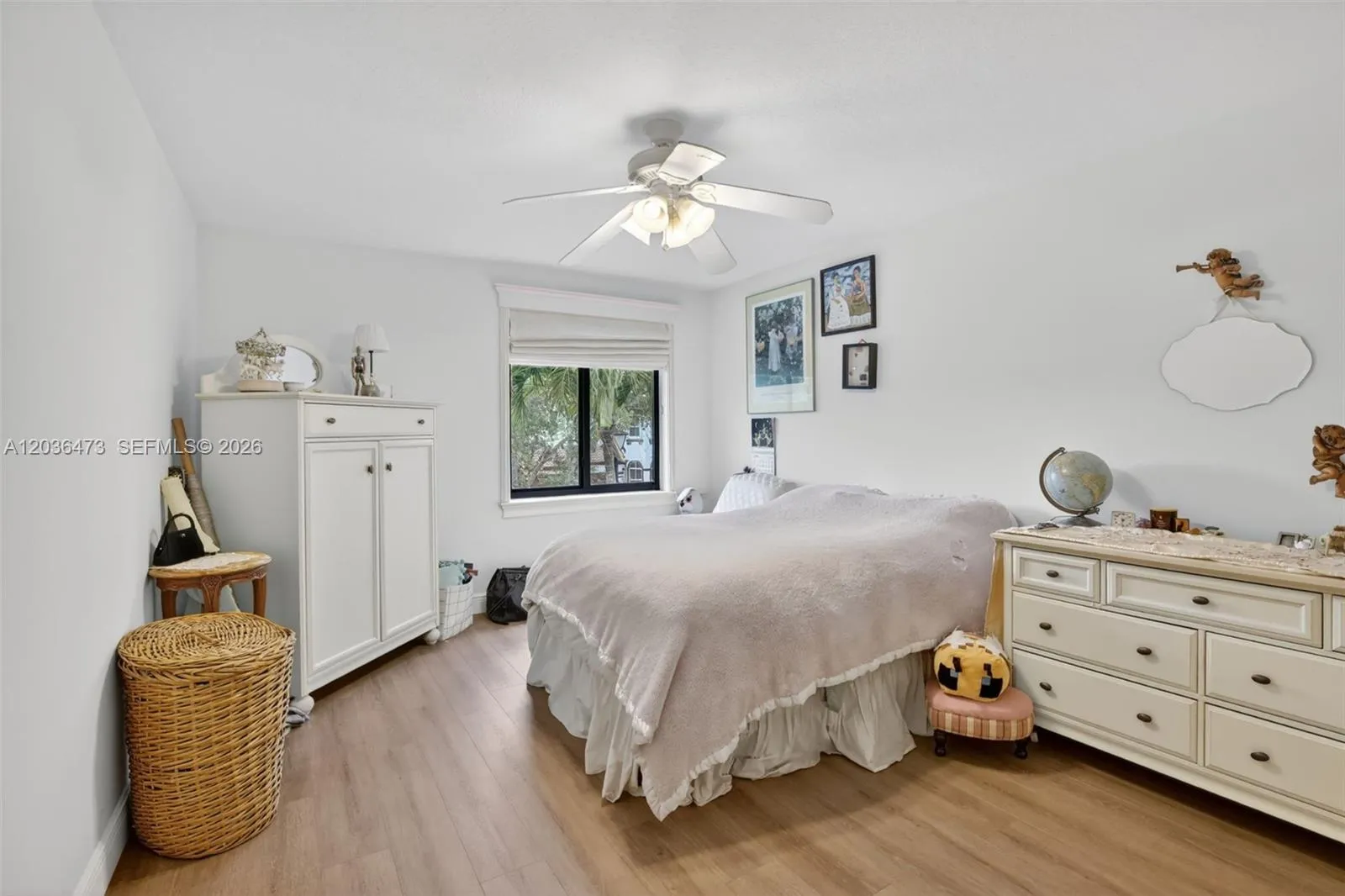 Property photo 125