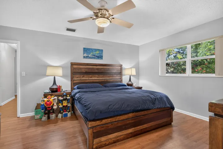 44-web-or-mls-7501-9035