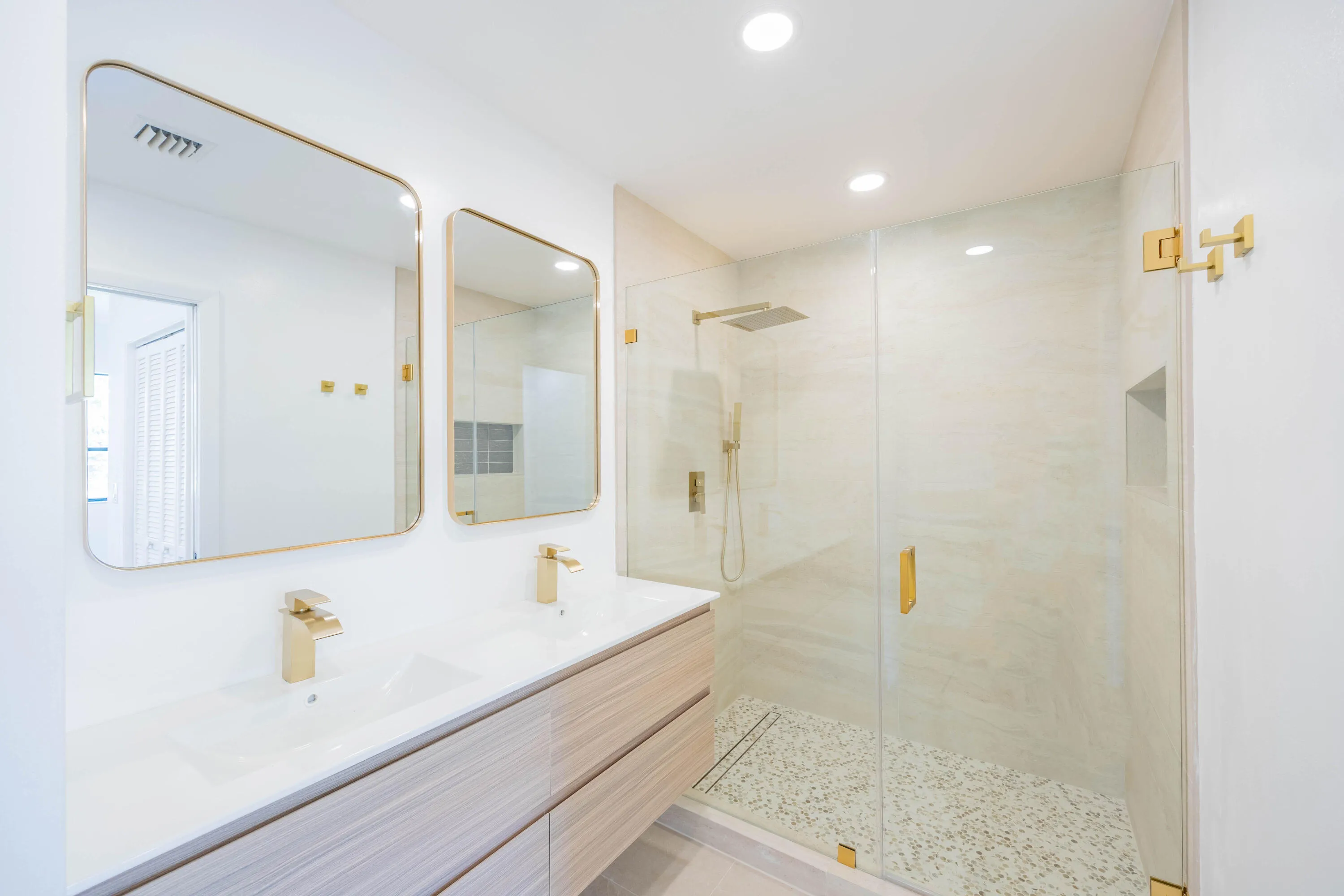 7520 La Paz Blvd # 104_Pics_42_Ruesta_06
