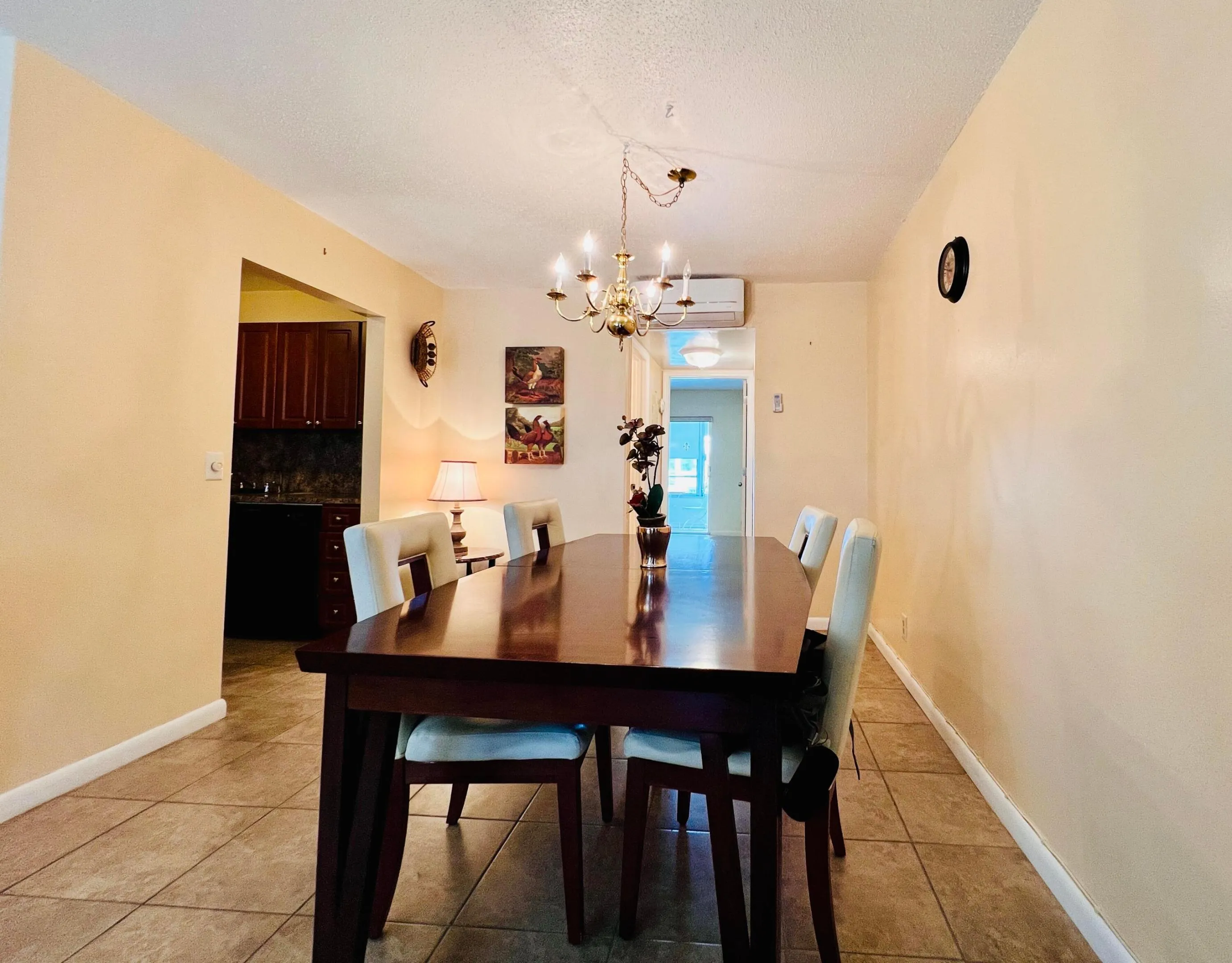Elegant Dining Area