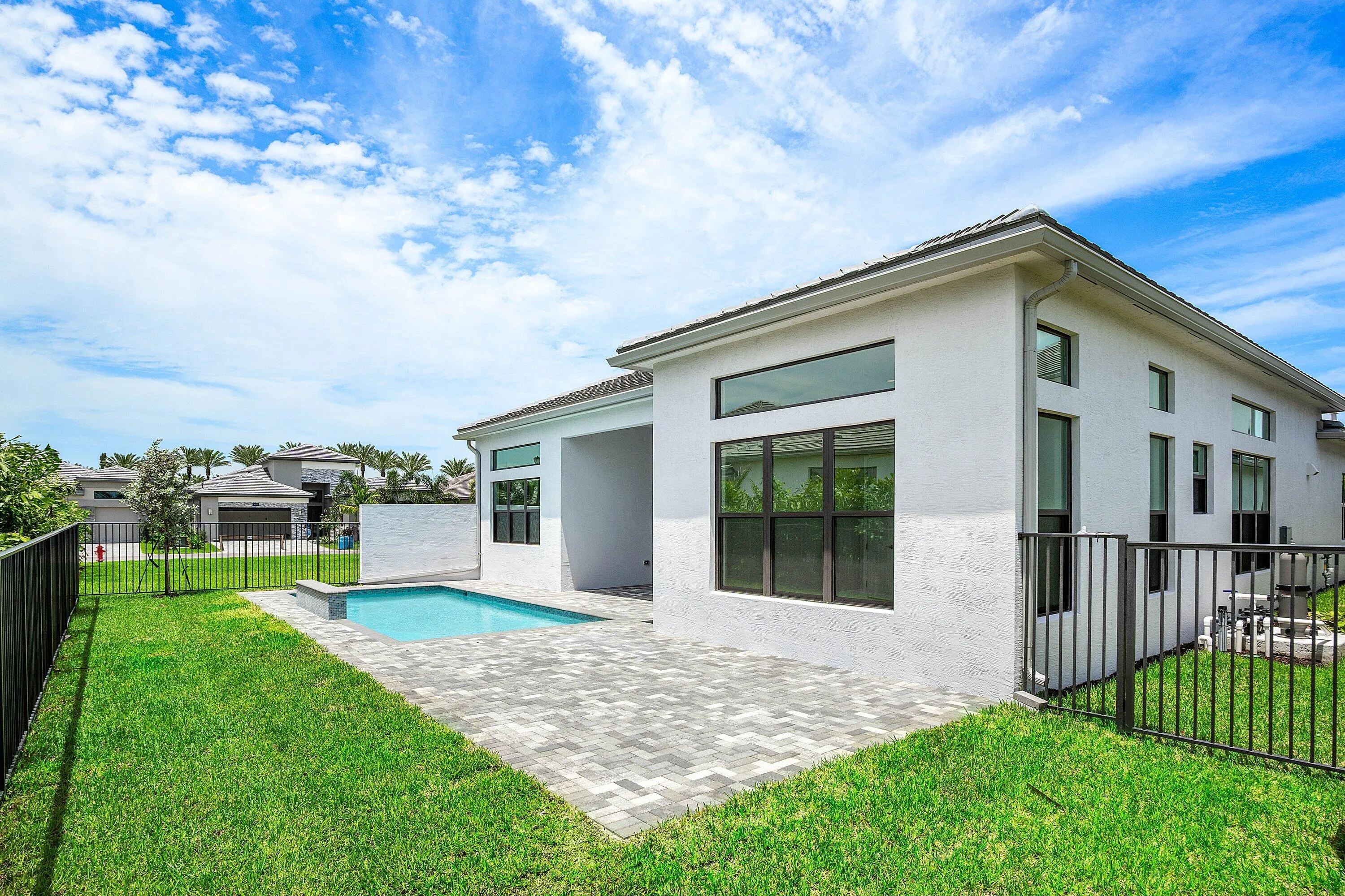 Property photo 31