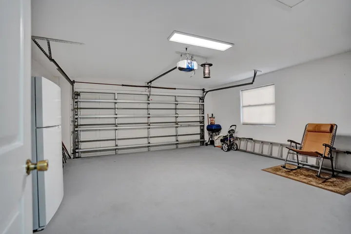 Garage!