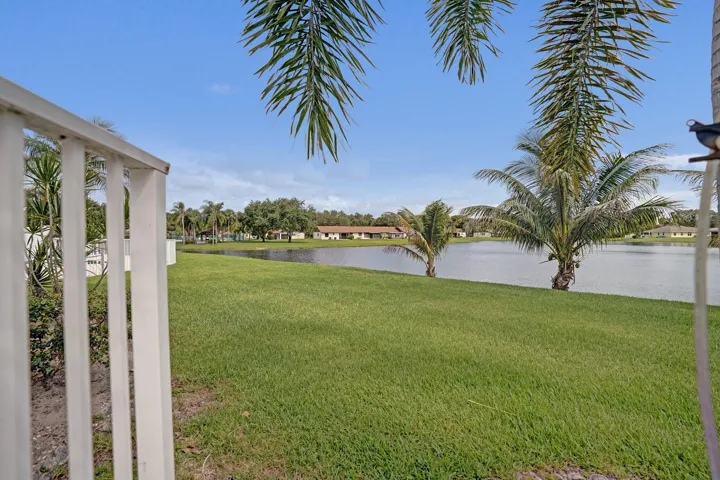 Backyard/Lake!