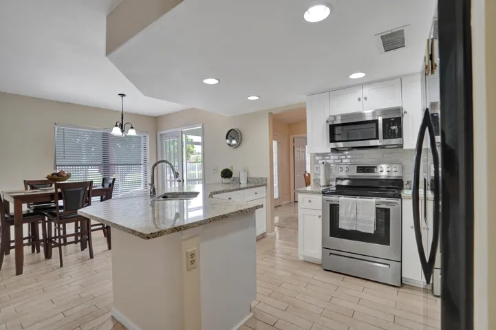 Renovated Kitchen!