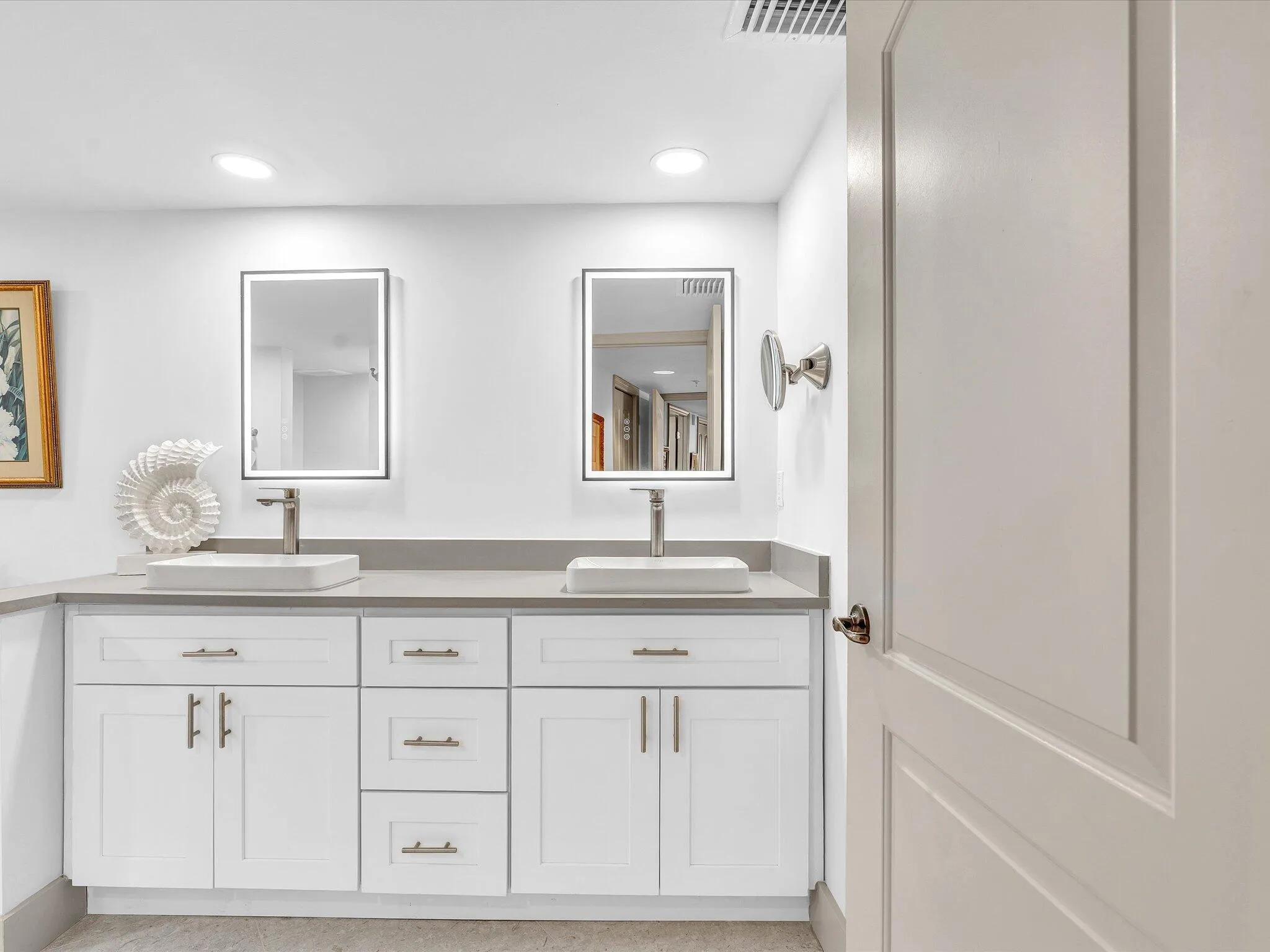 Modern Bath
