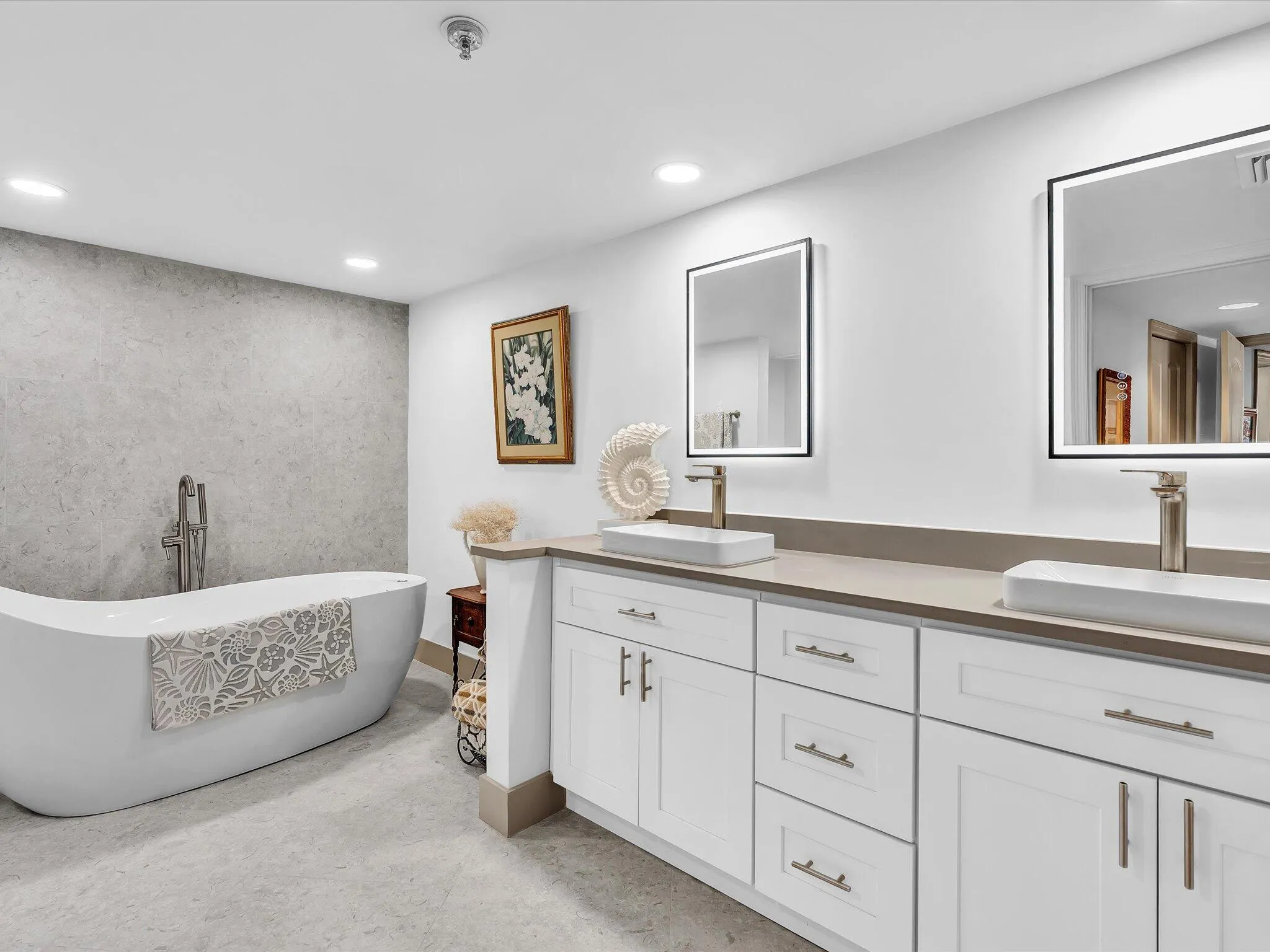 Dual Sinks