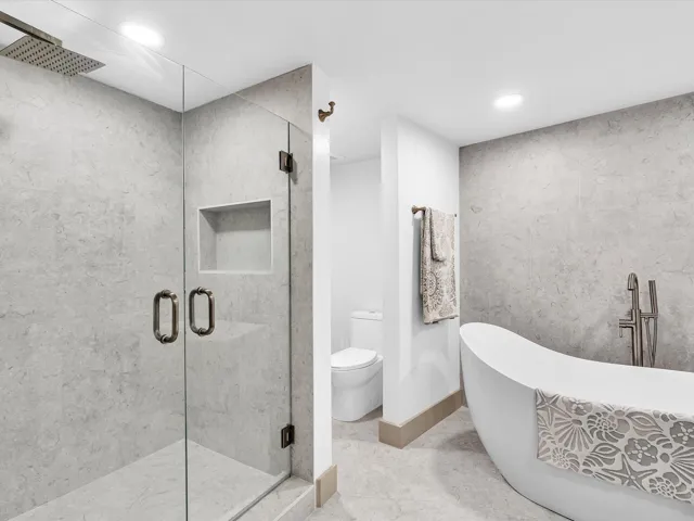 Separate Shower and Bath