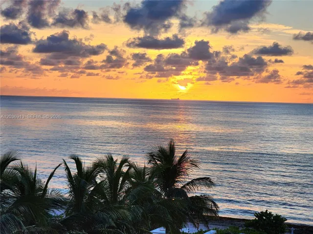 OCEANFRONT COMMUNITY