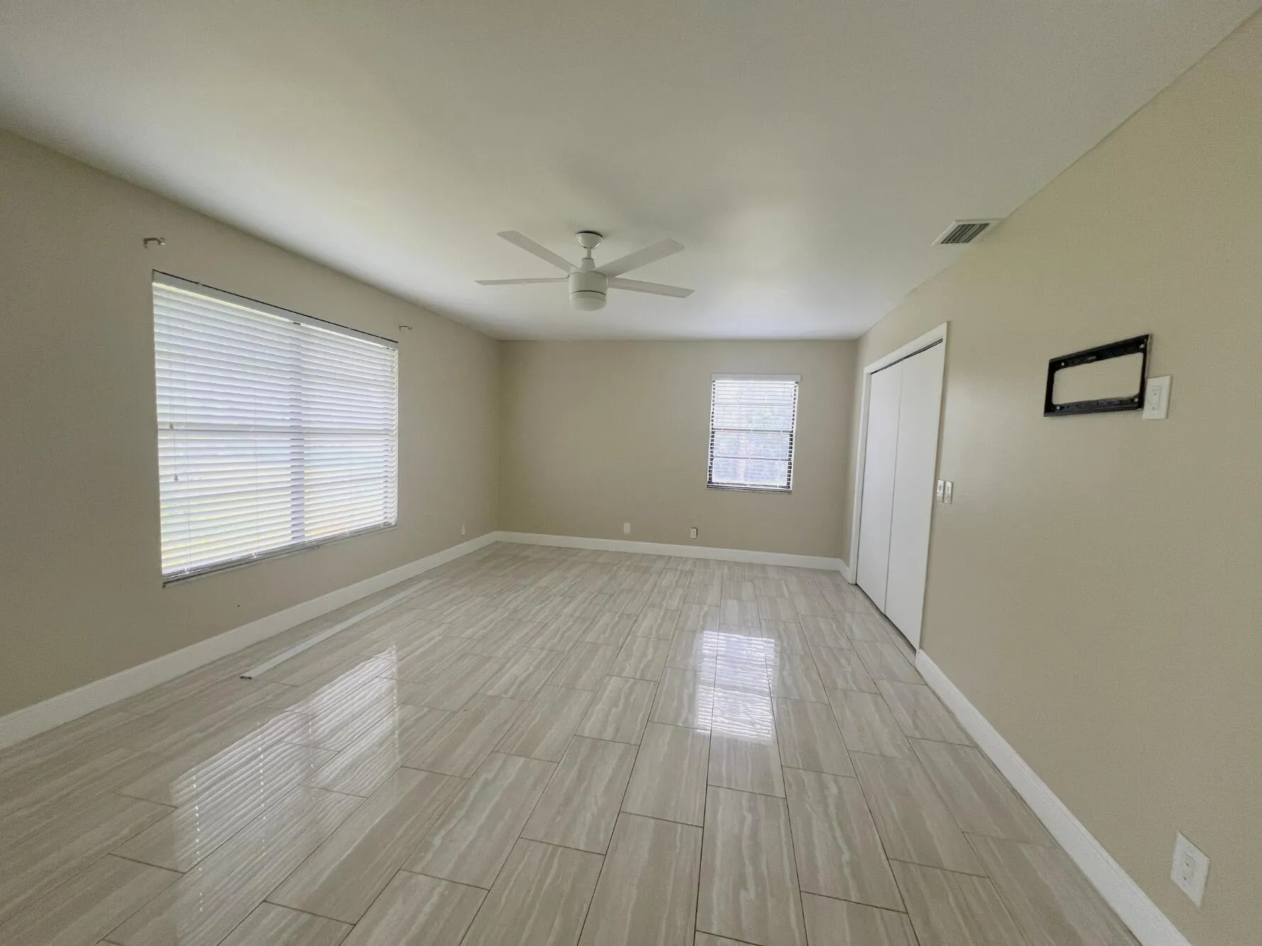 4811 N 122nd Dr (23)