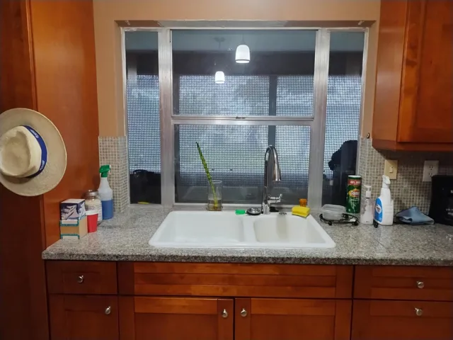 EE kitchen