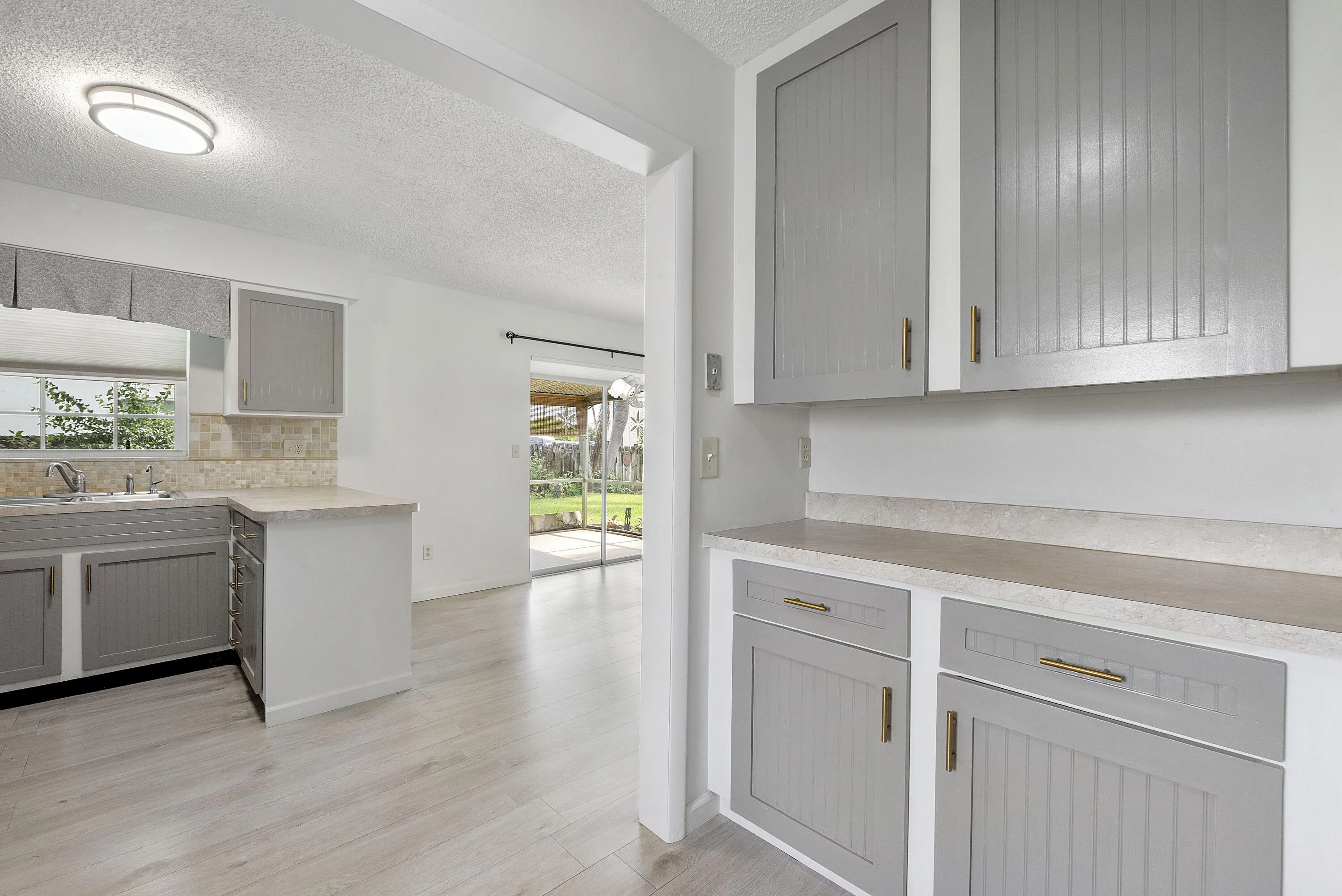 1101 Ne 35th St_037