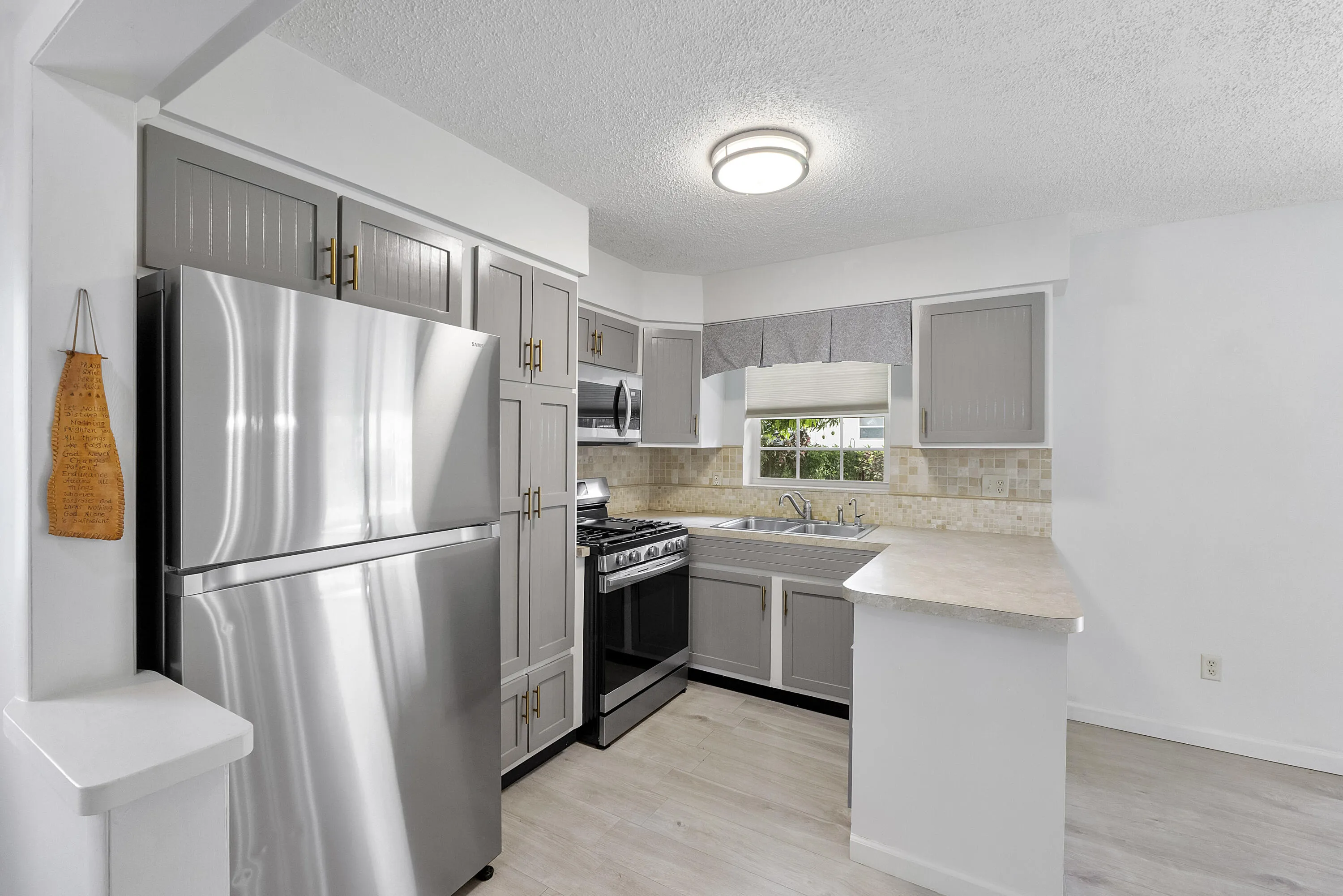 1101 Ne 35th St_032