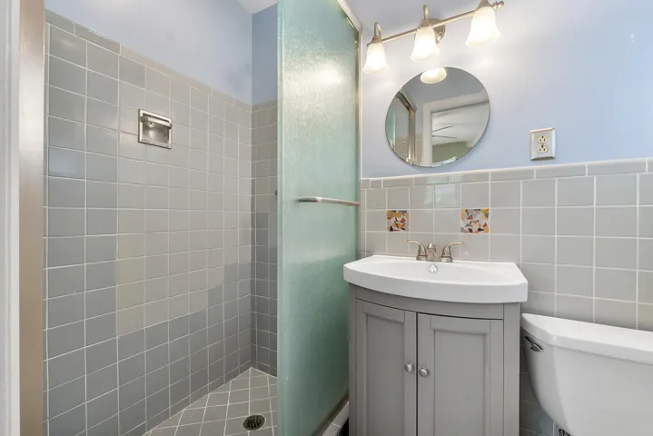 1101 Ne 35th St_022