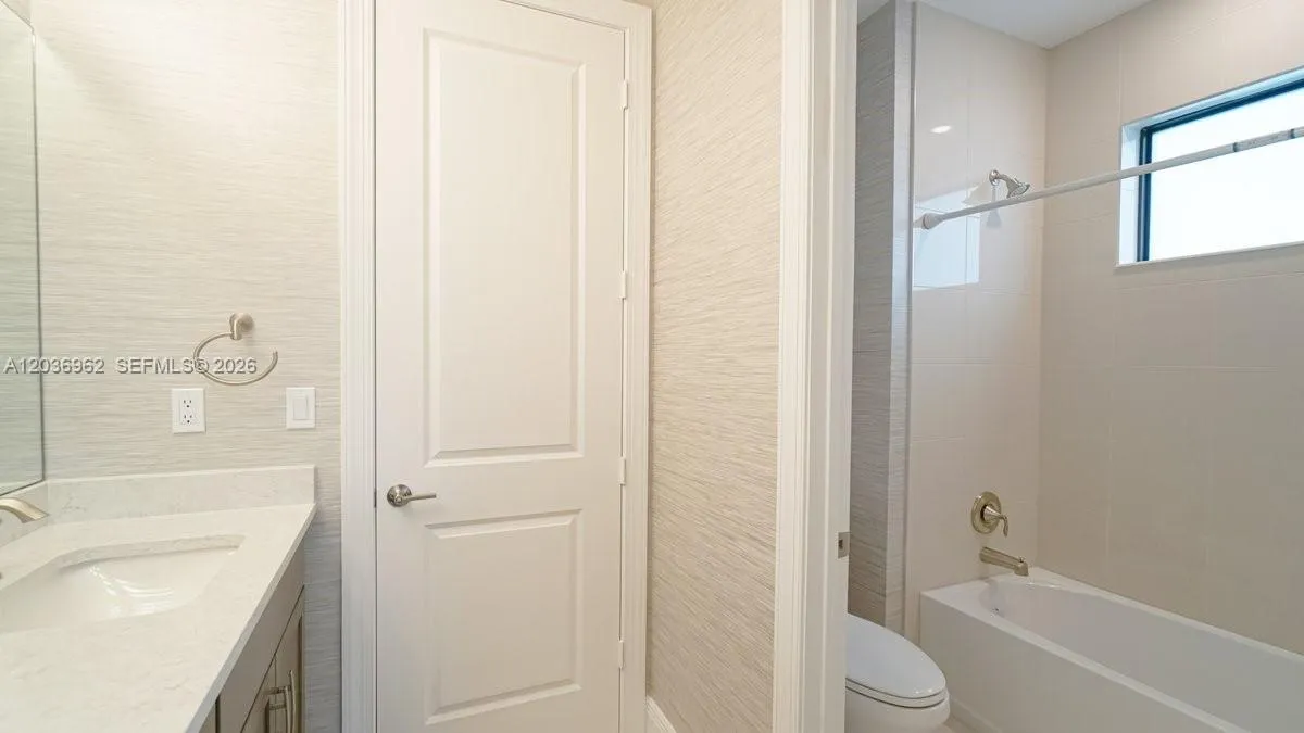 Jack & Jill Bathroom