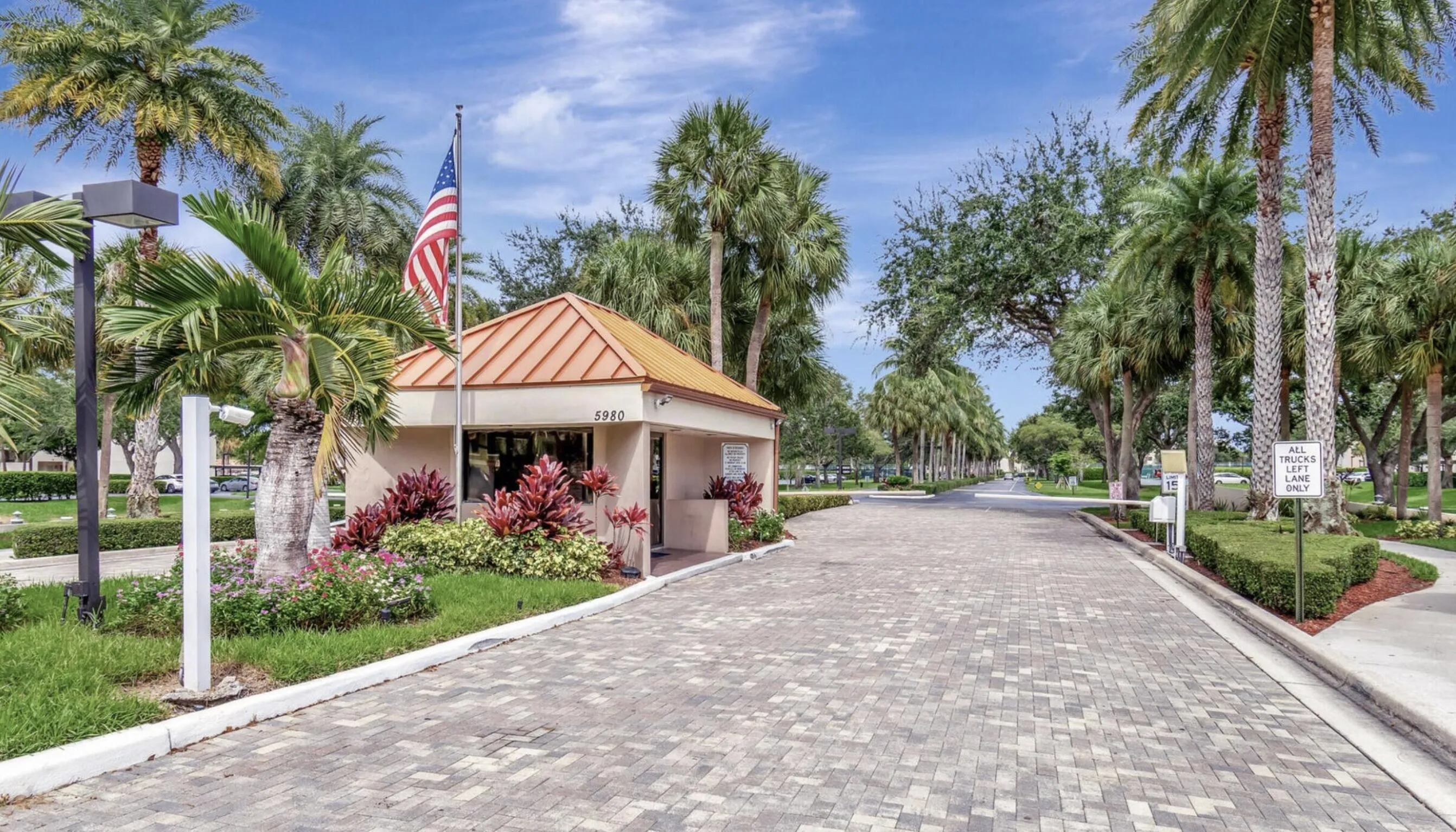 24 HOUR MANNED GATED COMMUNITY