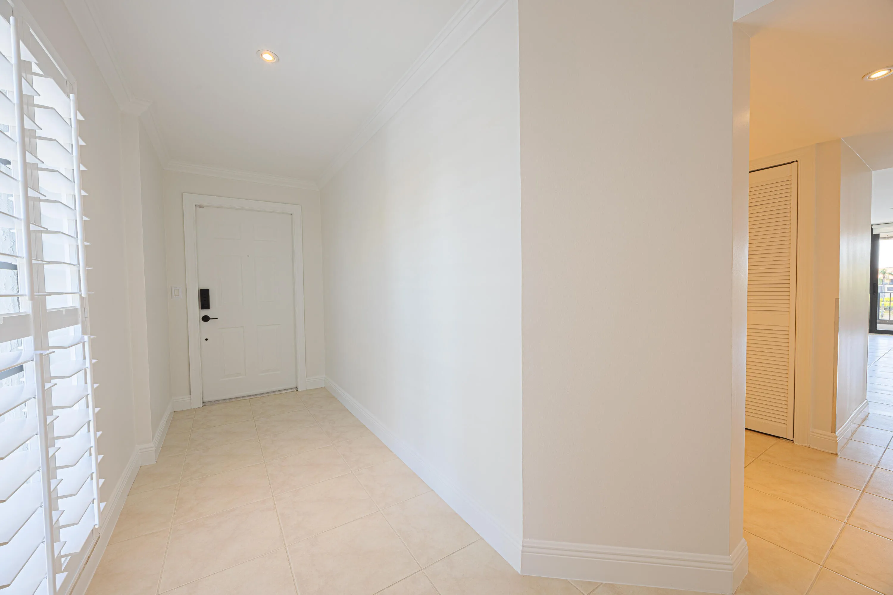 Foyer Entry