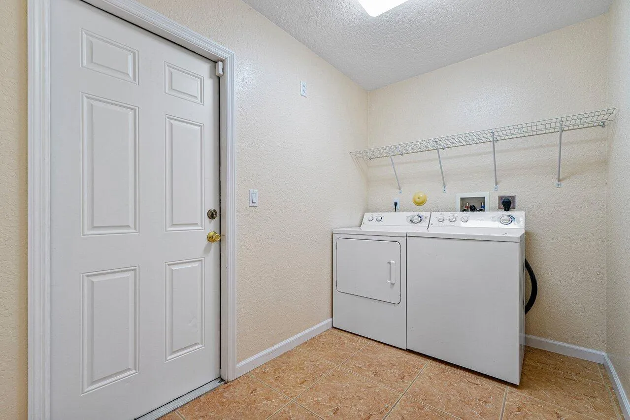 012-55921stRoad-LakeWorth-FL-33467-SMALL