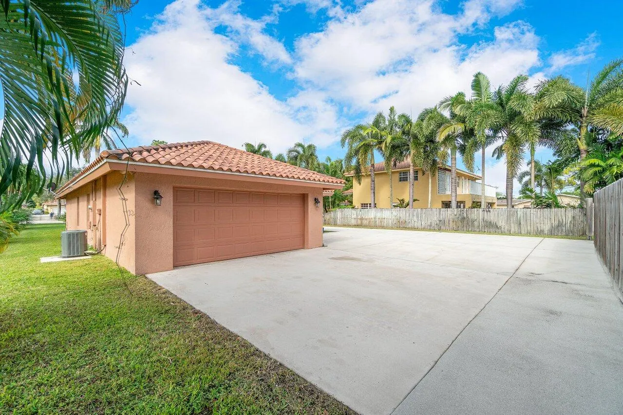 021-55921stRoad-LakeWorth-FL-33467-SMALL