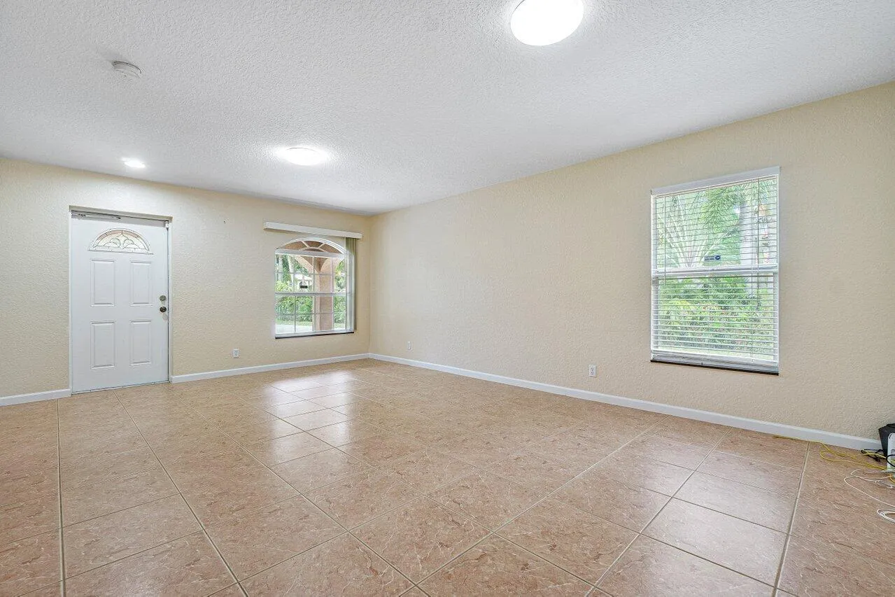 006-55921stRoad-LakeWorth-FL-33467-SMALL