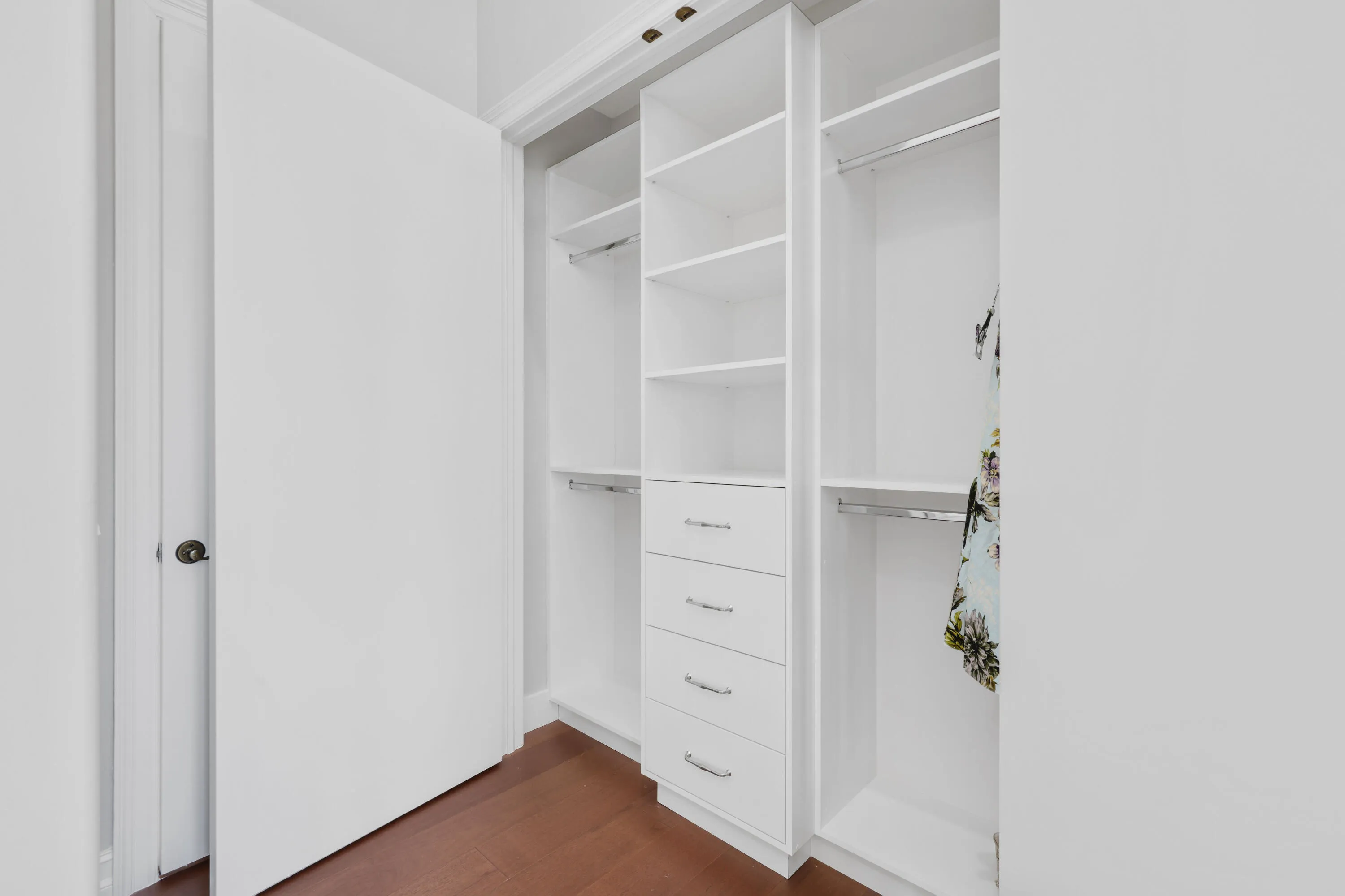 Guest Room 2 Closet