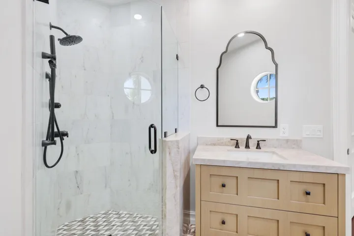 Guest Room 3 Bath
