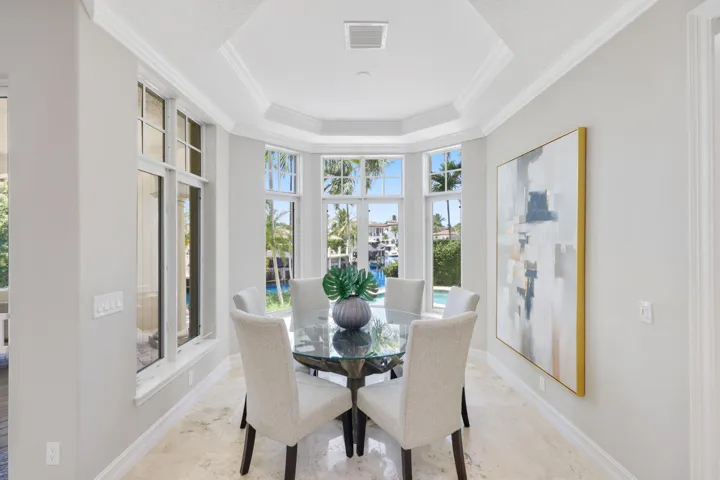 Breakfast Nook