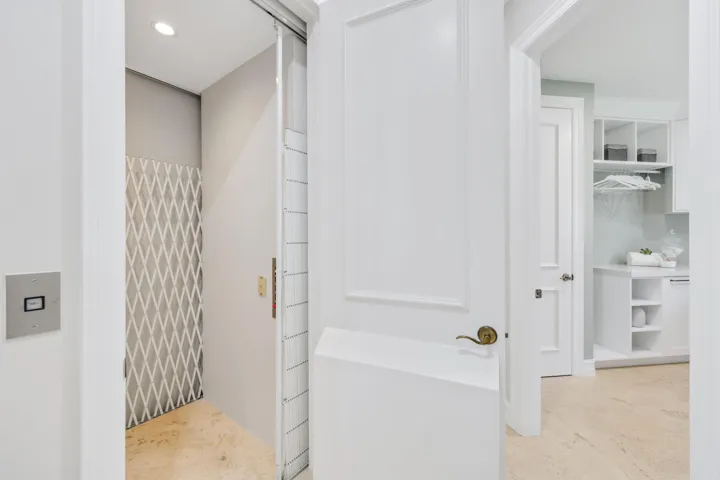 Elevator