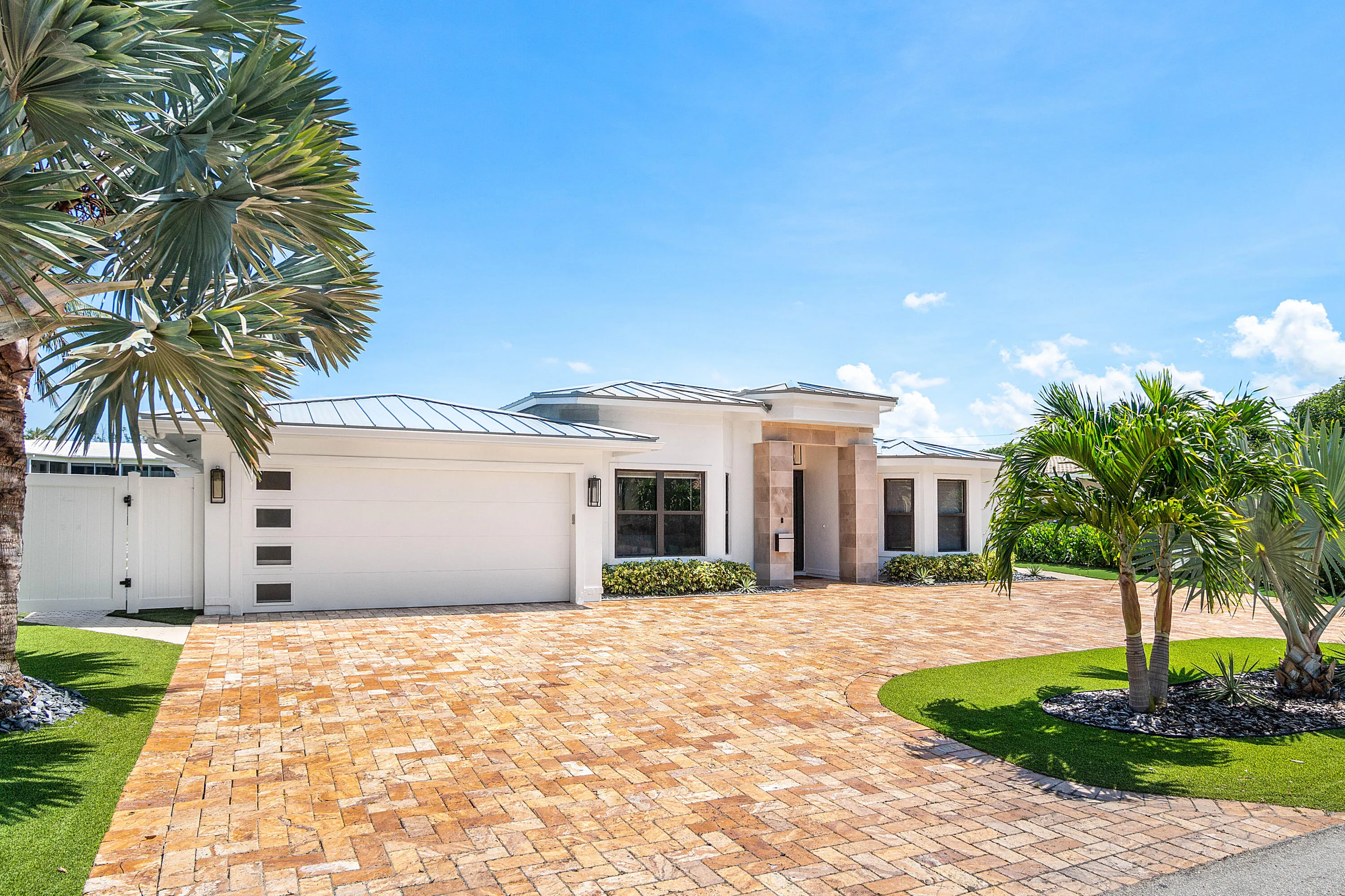 003-680HarbourDrive-BocaRaton-FL-33431-F