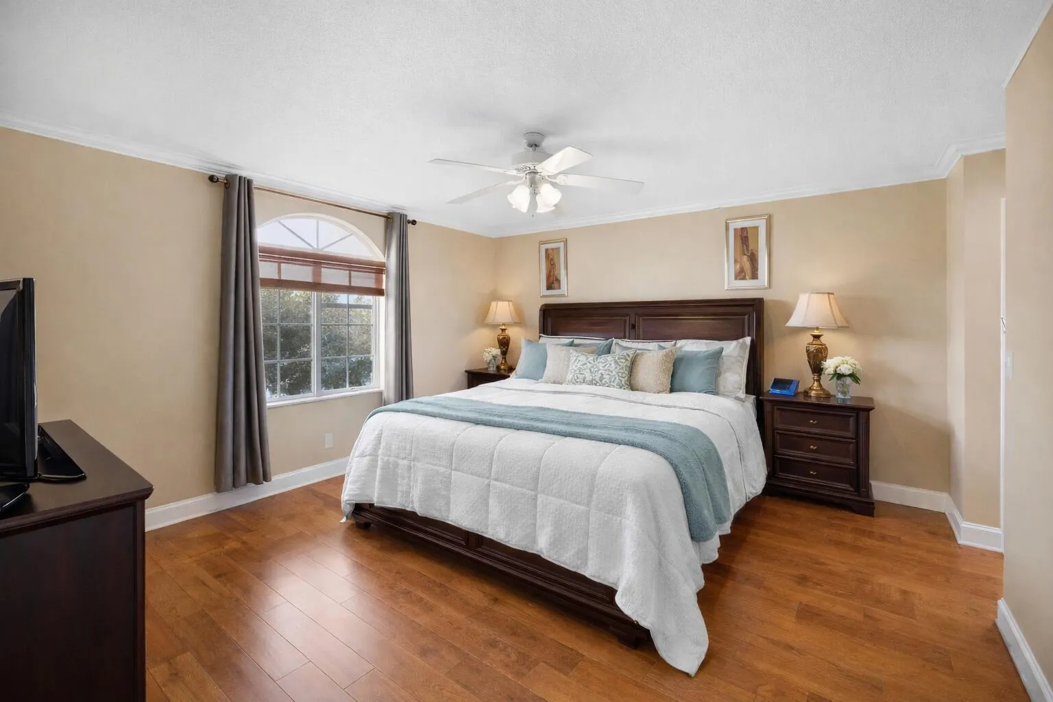 Brian WIlder 6934 Grapeview Blvd Loxahatchee Fl 33470 4 bed 3 bath plus guest house 2 bed 2 bath guest bderooom 2