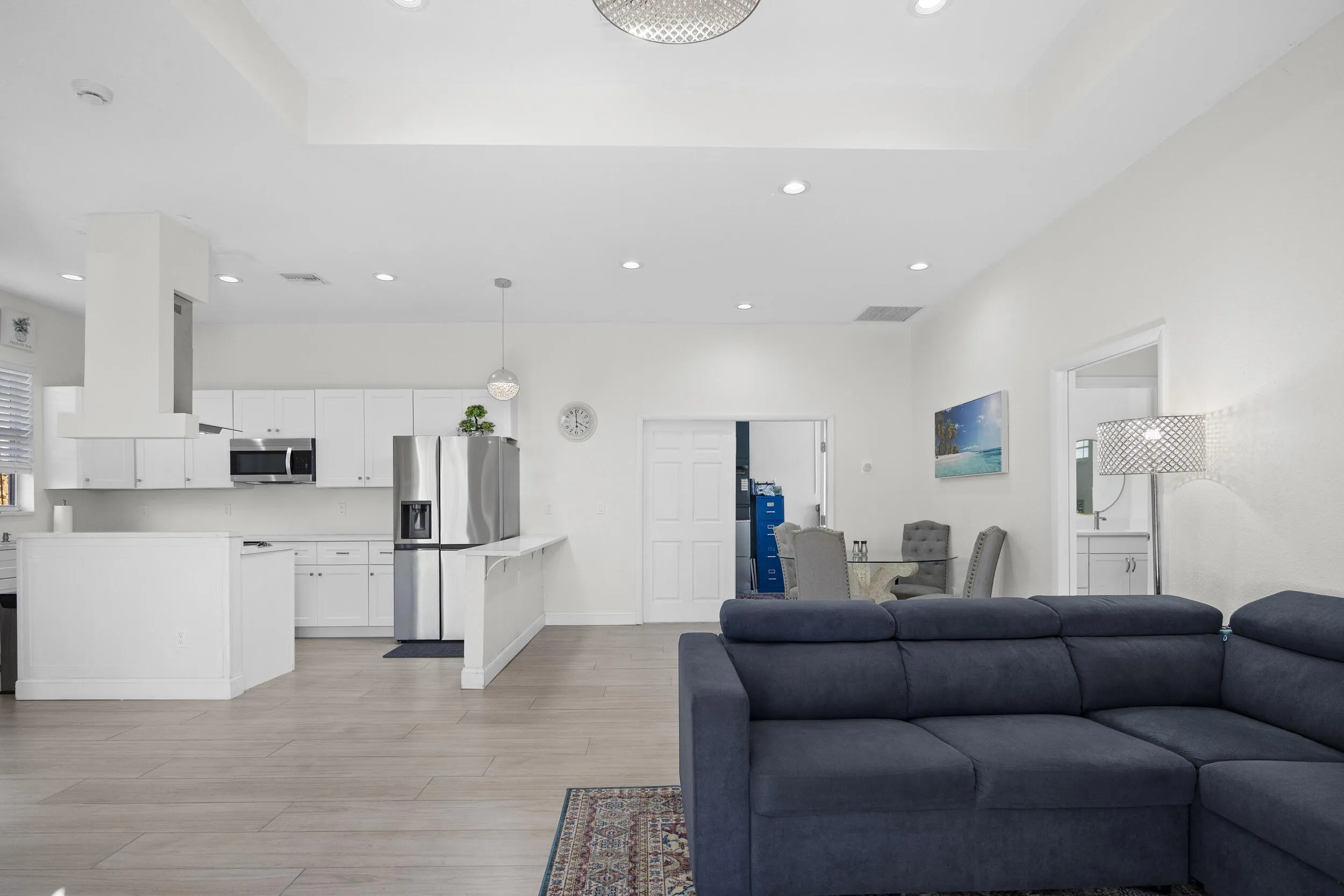 Brian WIlder 6934 Grapeview Blvd Loxahatchee Fl 33470 4 bed 3 bath plus guest house 2 bed 2 bath guest house kitchen