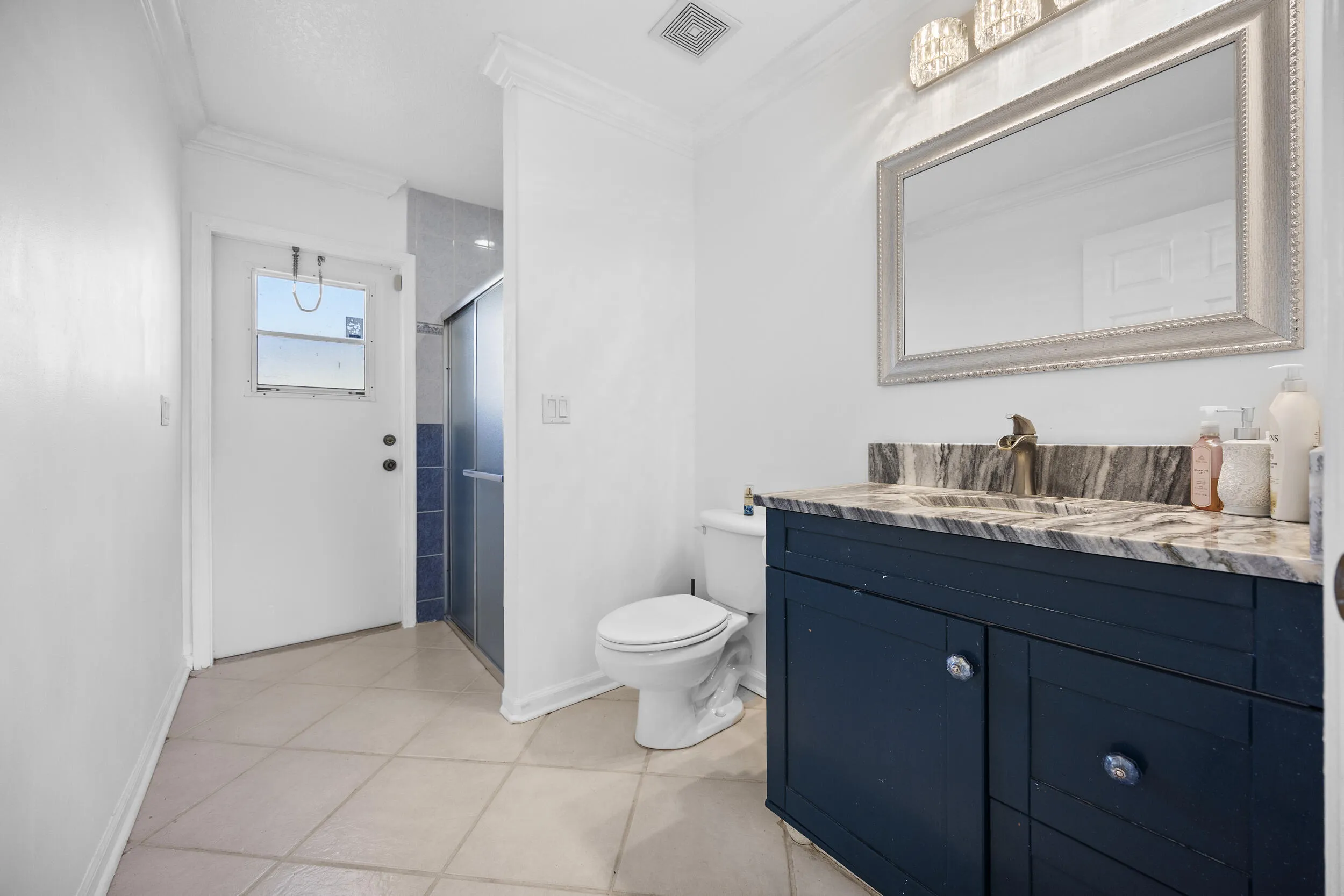 Brian WIlder 6934 Grapeview Blvd Loxahatchee Fl 33470 4 bed 3 bath plus guest house 2 bed 2 bath guest bath 1st floor cabana door