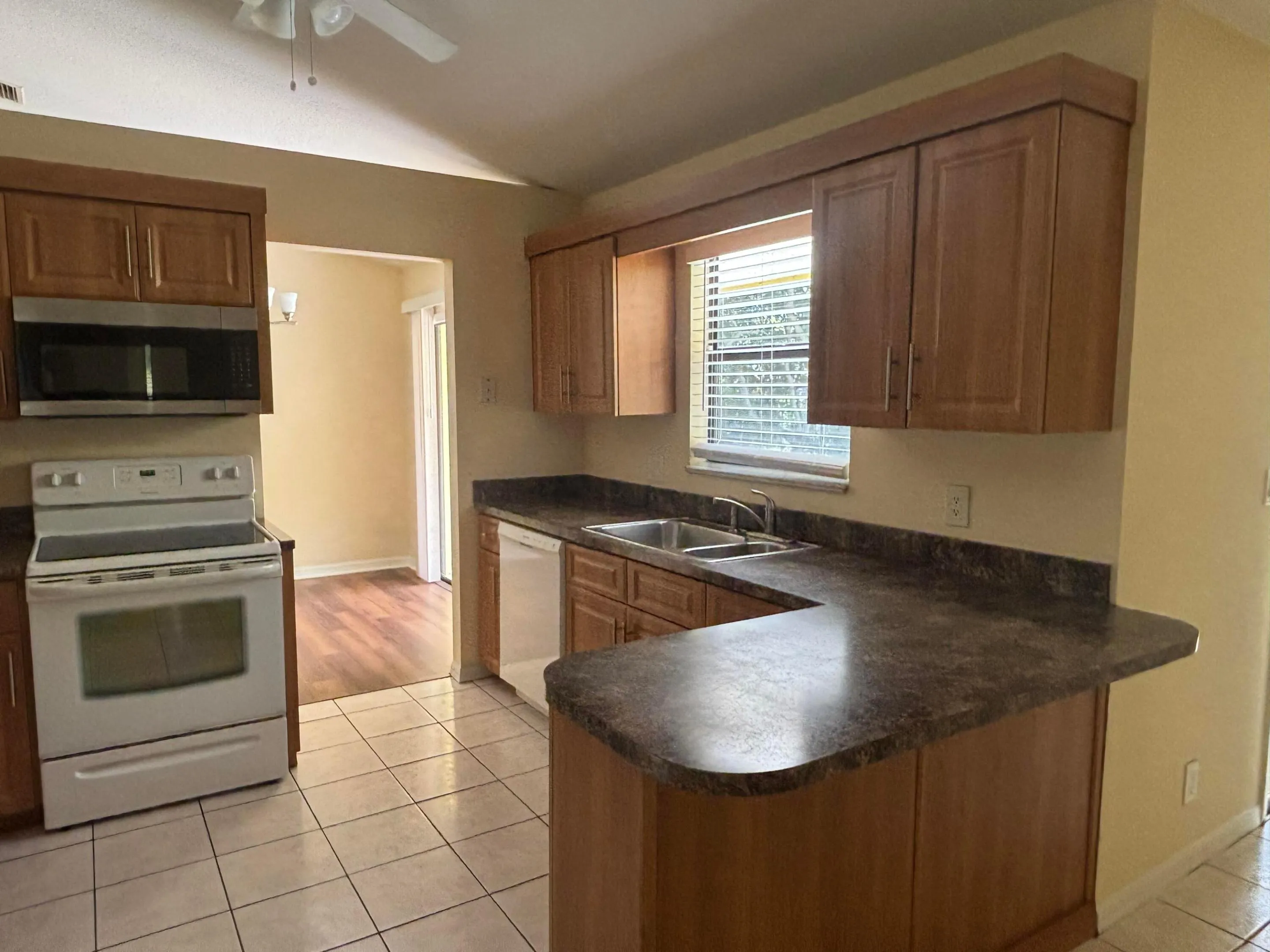 Kitchen2
